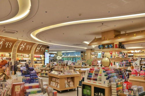 佛山文藝新地標(biāo) 居民樓里的藏書(shū)閣，融合書(shū)店、文創(chuàng)與咖啡的文藝創(chuàng)作空間